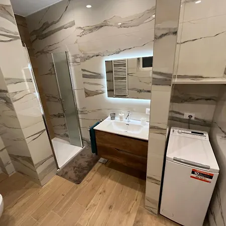 Appartement San Giuseppe - Private Parking Bari